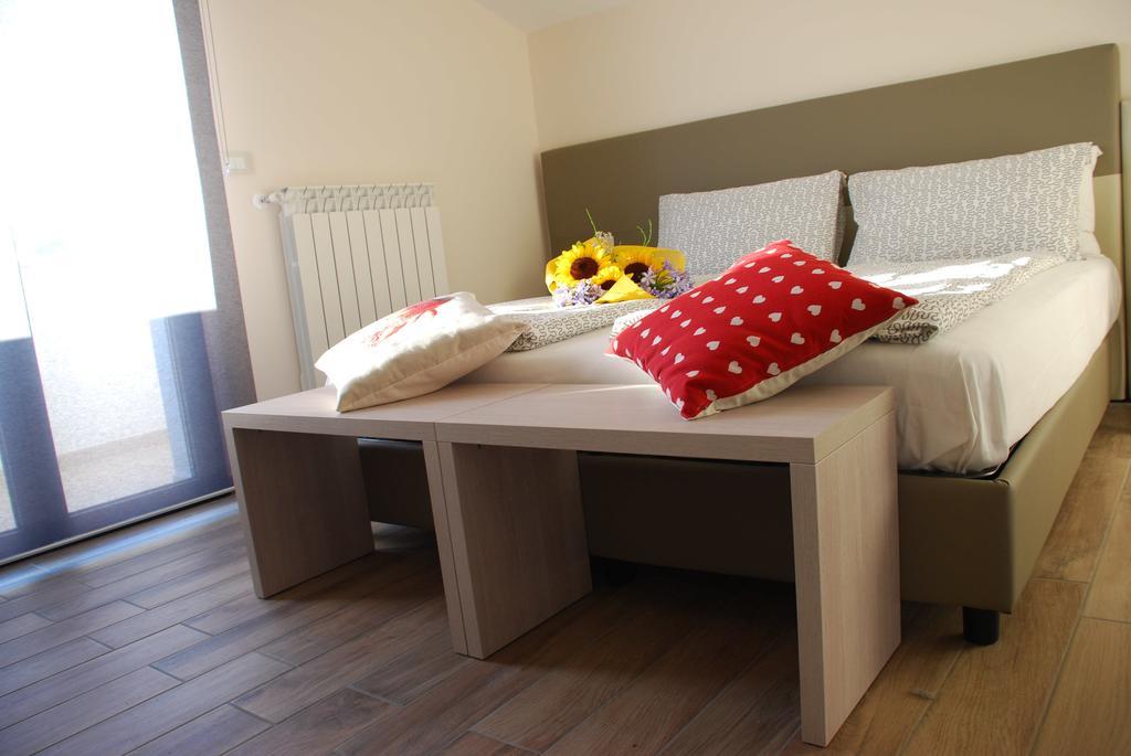 B&B Raffaello A Mare Montesilvano Phòng bức ảnh