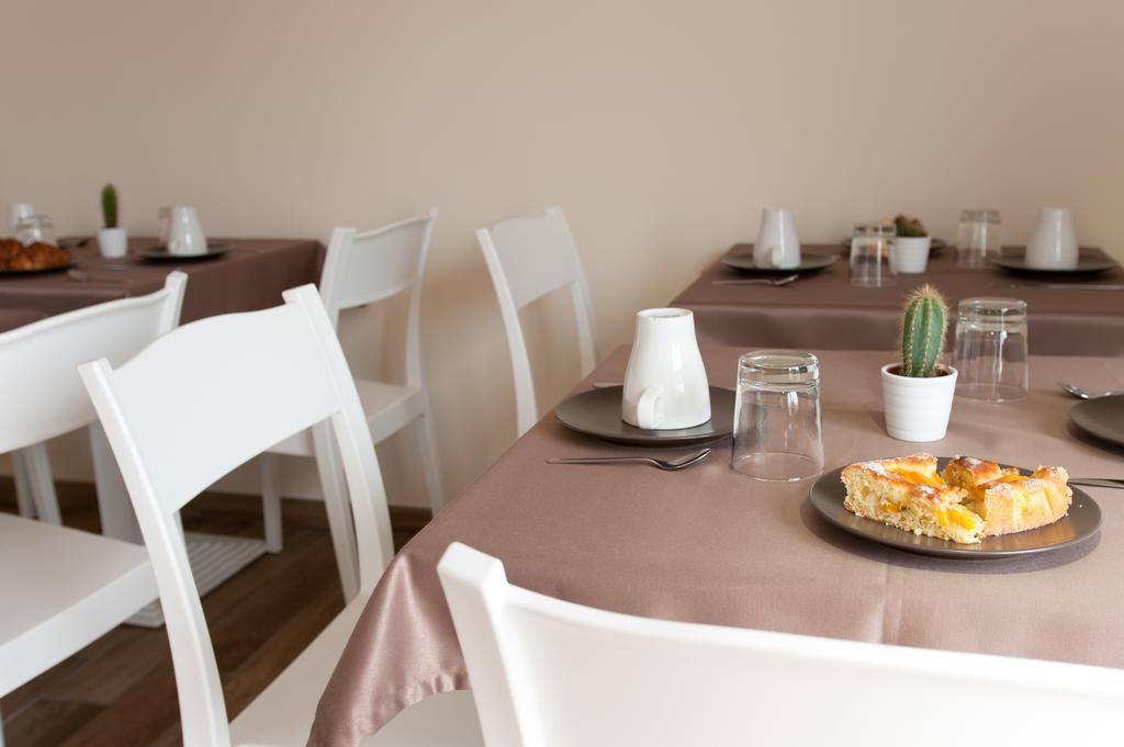 B&B Raffaello A Mare Montesilvano Ngoại thất bức ảnh