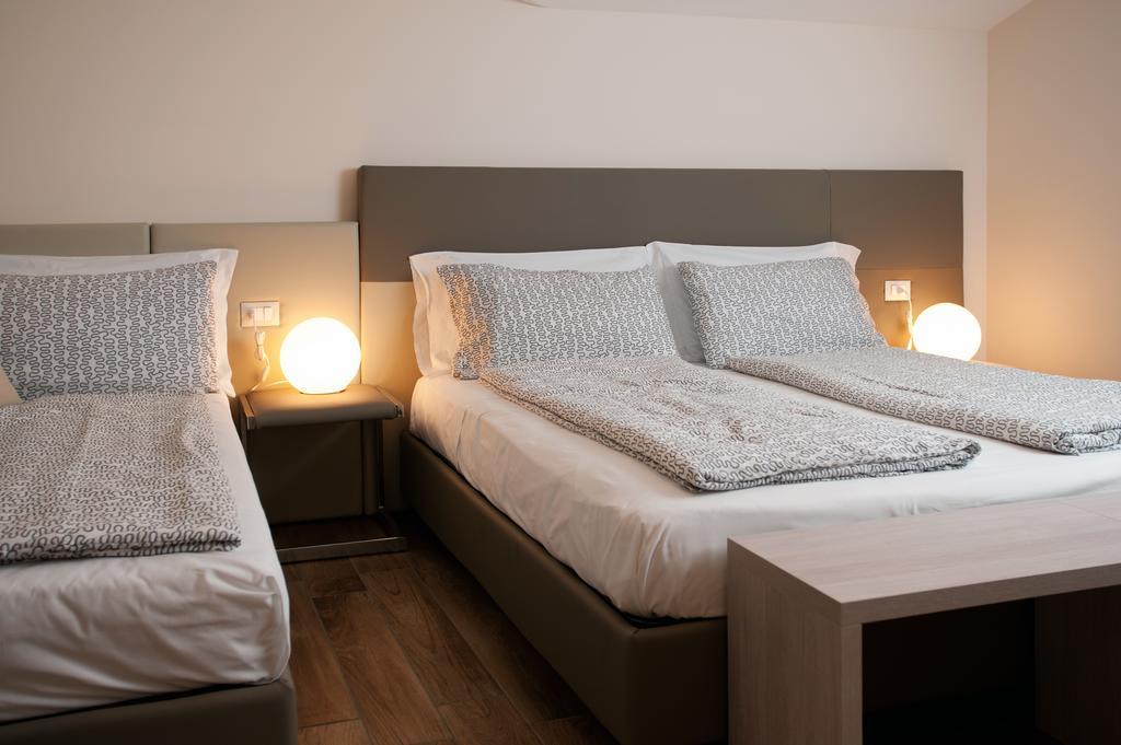 B&B Raffaello A Mare Montesilvano Phòng bức ảnh